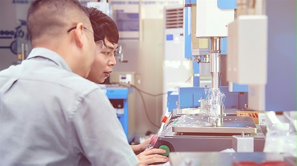 如何維修必能信2000Xea超聲波焊接機？